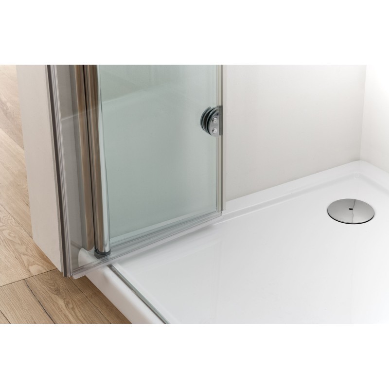 VEGA Box doccia Angolare con porte soffietto con cerniera finitura argento satinato 80 cm (misura 78/80-78/90 h.185)