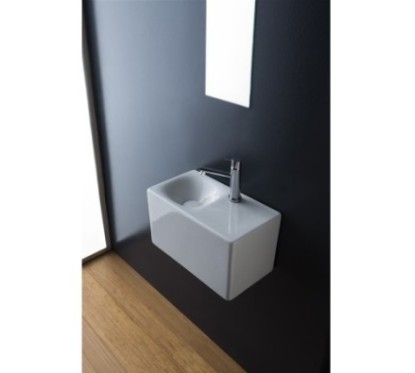CUBE 42 H24 lavabo d'appoggio o sospeso