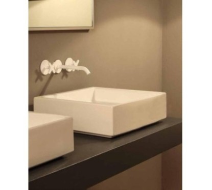 DIAGONAL lavabo d'appoggio finitura bianco lucido