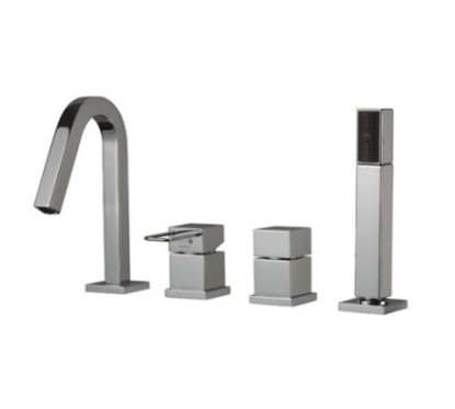 QUADRA batteria monocomando bordo vasca 4 fori canna a P finitura cromo