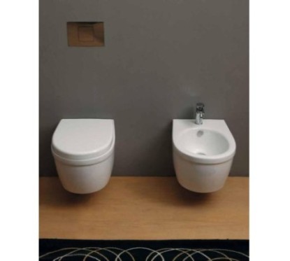 YOUNG vaso + bidet sospesi finitura bianco lucido