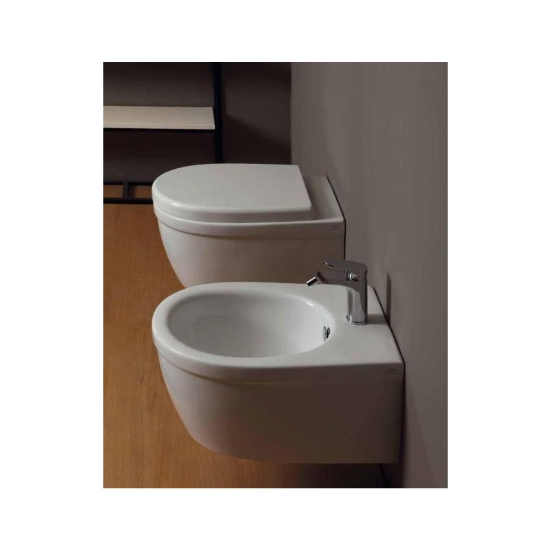 YOUNG vaso + bidet sospesi finitura bianco lucido