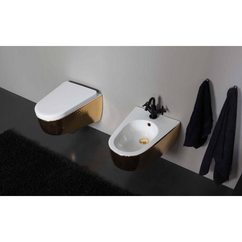 SHAPE vaso + bidet sospesi finitura luxury gold